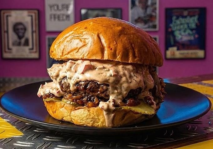 Delorean burger