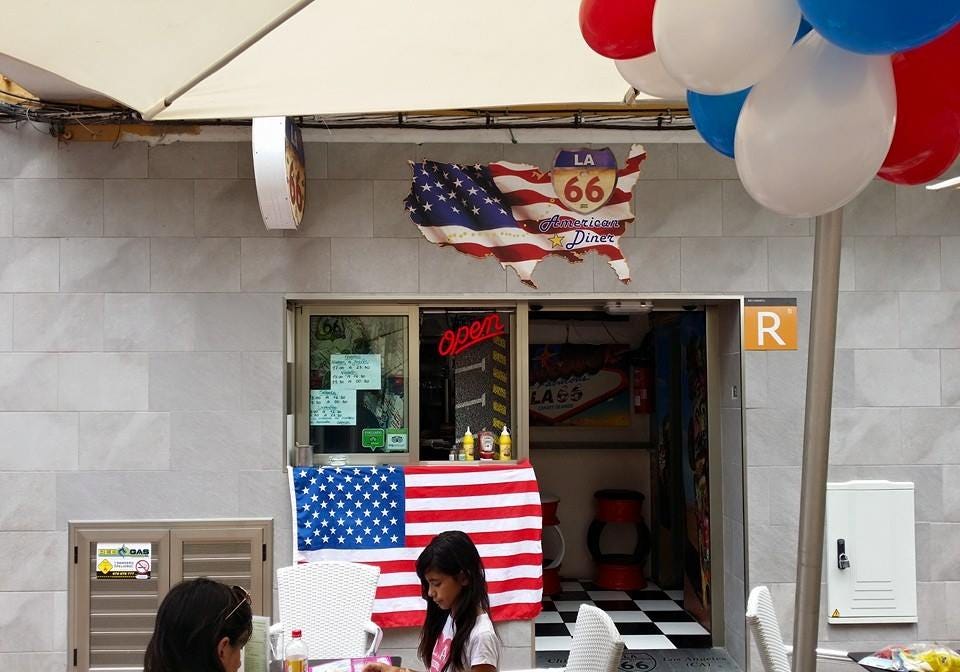 Hamburguesería La 66