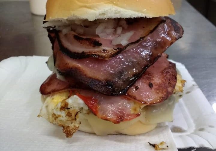 Hamburguesería La Piscina