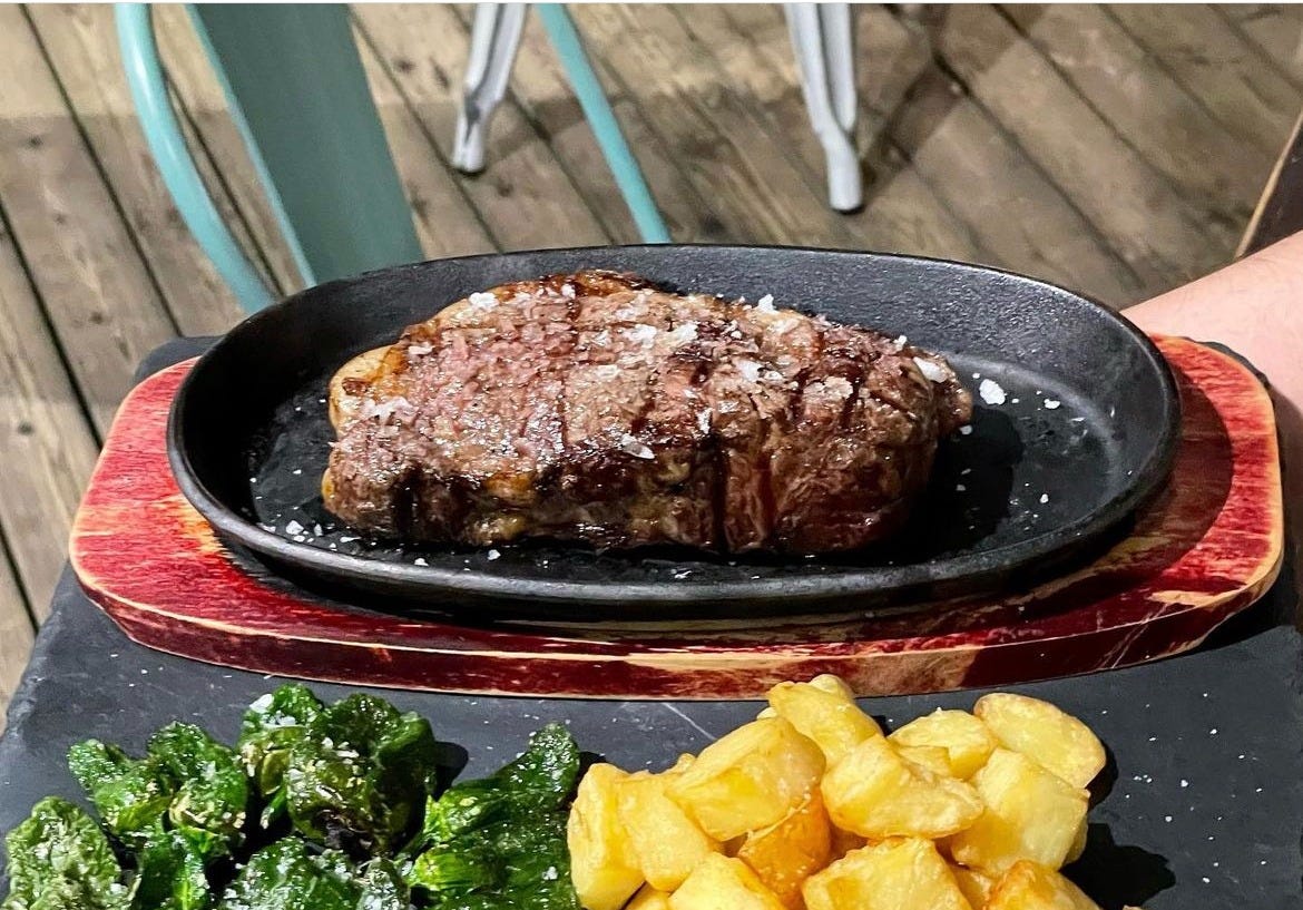 Mister Ribs Steak & Burger