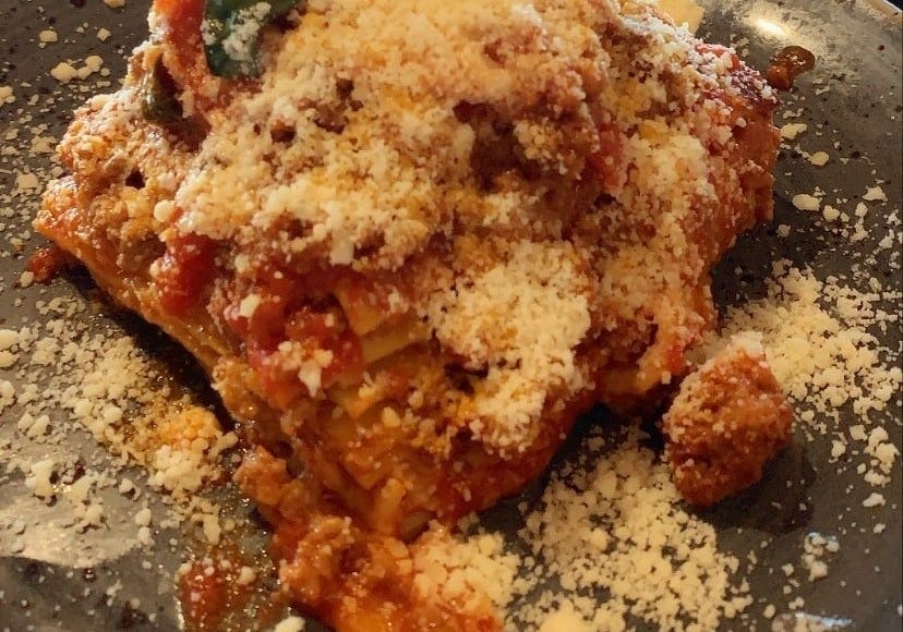 O'Sole Mío La Casa Roja