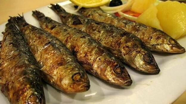 En verano, sardinas a la brasa