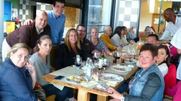 Pablo celebra con sus amigos su cumpleaños