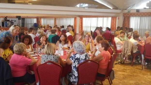 Comida de fin de curso de Aquaerobic en el Club Natación Metropole