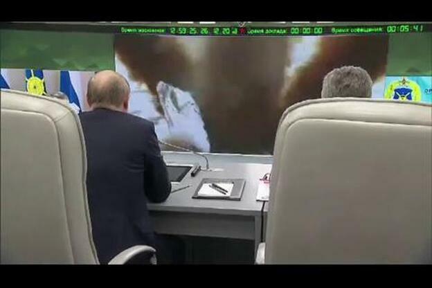Putin preside el ensayo del nuevo misil hipersónico ruso Avangard