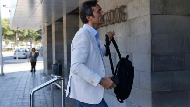 San Ginés declara que el centro de la cochinilla se ciñó a los técnicos