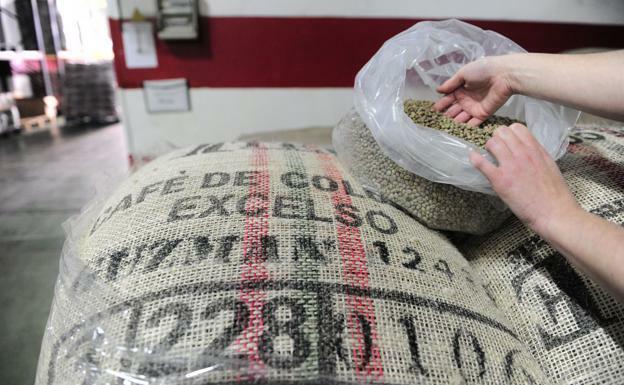 El precio del café se dispara un 40% y amenaza al bolsillo del consumidor