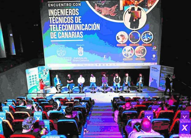 Graduados e Ingenieros Técnicos de Telecomunicación, capacidad adaptativa y multidisciplinar