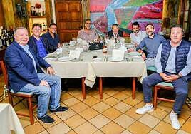 El Pote acoge la presentación del ronmiel reserva de Destilerías Aldea, único en el mundo