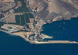 El Gobierno no dará otra concesión a la cementera y convertirá Santa Águeda en un puerto deportivo