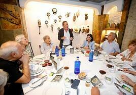 El Pote celebra 45 años de su famosa tertulia