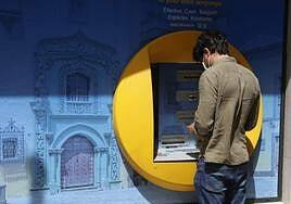 Una caída general en los sistemas de pago digital provoca el caos en Canarias