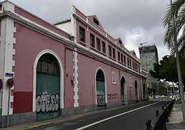 Licitación a la carrera para el Fyffes y el Cine Guanarteme