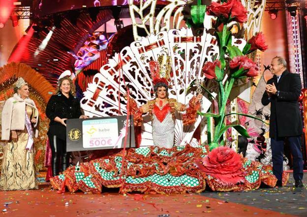 Manuela Teno, la gran dama del carnaval discotequero de Las Palmas de Gran Canaria