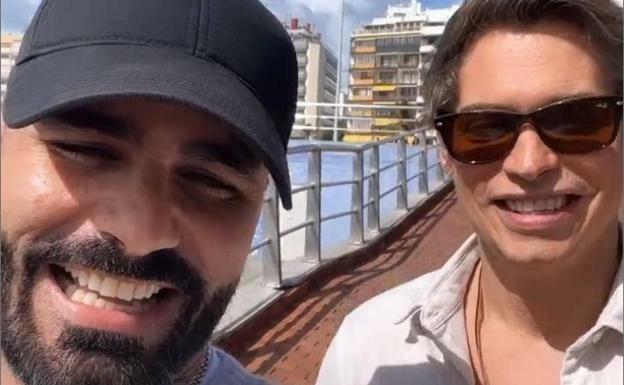 Carlos Baute disfruta de Las Canteras