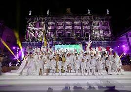 El carnaval ya ilumina Las Palmas de Gran Canaria