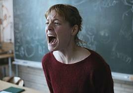 El rival de Bayona en los Oscar es un colegio a punto de estallar