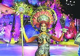 Pinturas al fresco sobre una mascarita