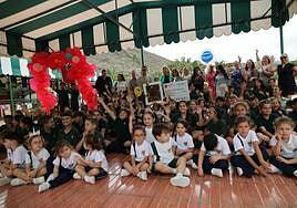 Subasta solidaria en el Canterbury de Maspalomas