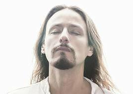 El contratenor madrileño José Hernández presenta el recital de música gregoriana En alas del espíritu