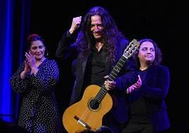 Tomatito presenta a su hijo en Nueva York