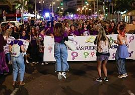 La lucha de las mujeres por la igualdad mantiene el pulso en la calle: «Ni un paso atrás»