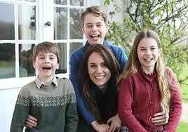 La primera fotografía de Kate Middleton tras su cirugía abdominal