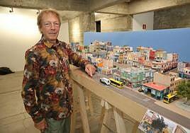 La Isleta reproducida a escala embelesada