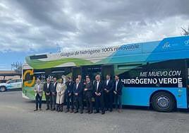 Gran Canaria estrena la primera guagua en servicio de hidrógeno verde de Canarias