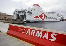 Naviera Armas paga 450.000 euros por incumplir acuerdos en la compra de Trasmediterránea