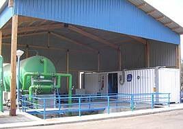 El fuerte oleaje obliga a paralizar temporalmente la desaladora de Gran Tarajal