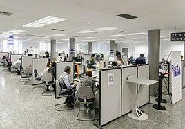 Los contribuyentes pagan entre 232 y 1.707 euros más en el IRPF al no deflactar la tarifa