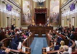 La investigación de las mascarillas a puerta abierta añade más tensión a la comisión