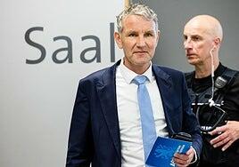 Comienza el juicio contra el líder de la extrema derecha alemana por usar lemas nazis