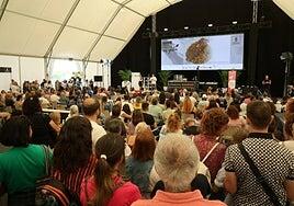El bienmesabe hace las delicias en la feria insular