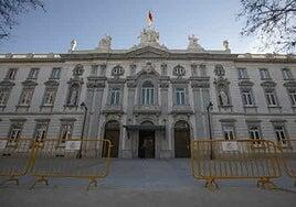 El Supremo condena a prisión a un cadete de la Academia General por hacer un «trío» sin consentimiento