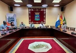 Celebrado en El Hierro el séptimo Foro Cajasiete de la temporada