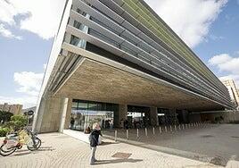 El acusado de llevar una neumática en la que murieron 13 personas dice que fue amenazado