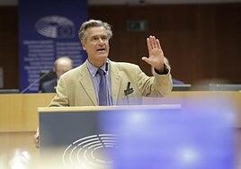 López Aguilar reconoce la necesidad de «un colchón de respuesta europea» para inmigración