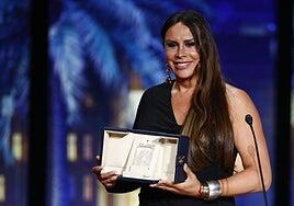 La española Karla Sofía Gascón gana el premio a la mejor actriz en Cannes