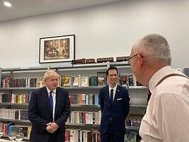 Boris Johnson agita los ánimos en la precampaña británica