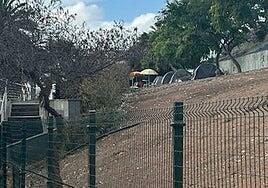 Malestar en La Minilla con los acampados y la falta de limpieza