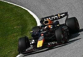 Verstappen canibaliza su pole 40 y avisa a McLaren en Austria
