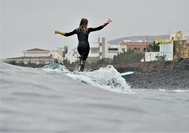 Arucas acoge el Nacional de Longboard con casi un centenar de surfistas