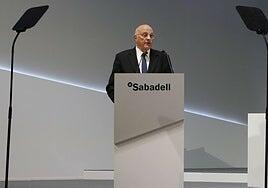 Oliu exige información «transparente» a BBVA antes de una junta clave para la opa