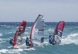 Pozo Izquierdo decide este domingo el primer título de Slalom X en la Copa del Mundo de Windsurf