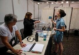 La participación a las 12 horas en Francia se sitúa en el 26,6%, una cifra superior al domingo pasado