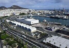 Darias asegura que la ciudad quiere «entendimiento y diálogo» con el Puerto