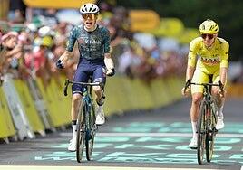 La batalla de los jefes entre volcanes