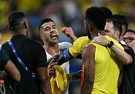La violencia en las gradas empaña la clasificación de Colombia a la final de la Copa América